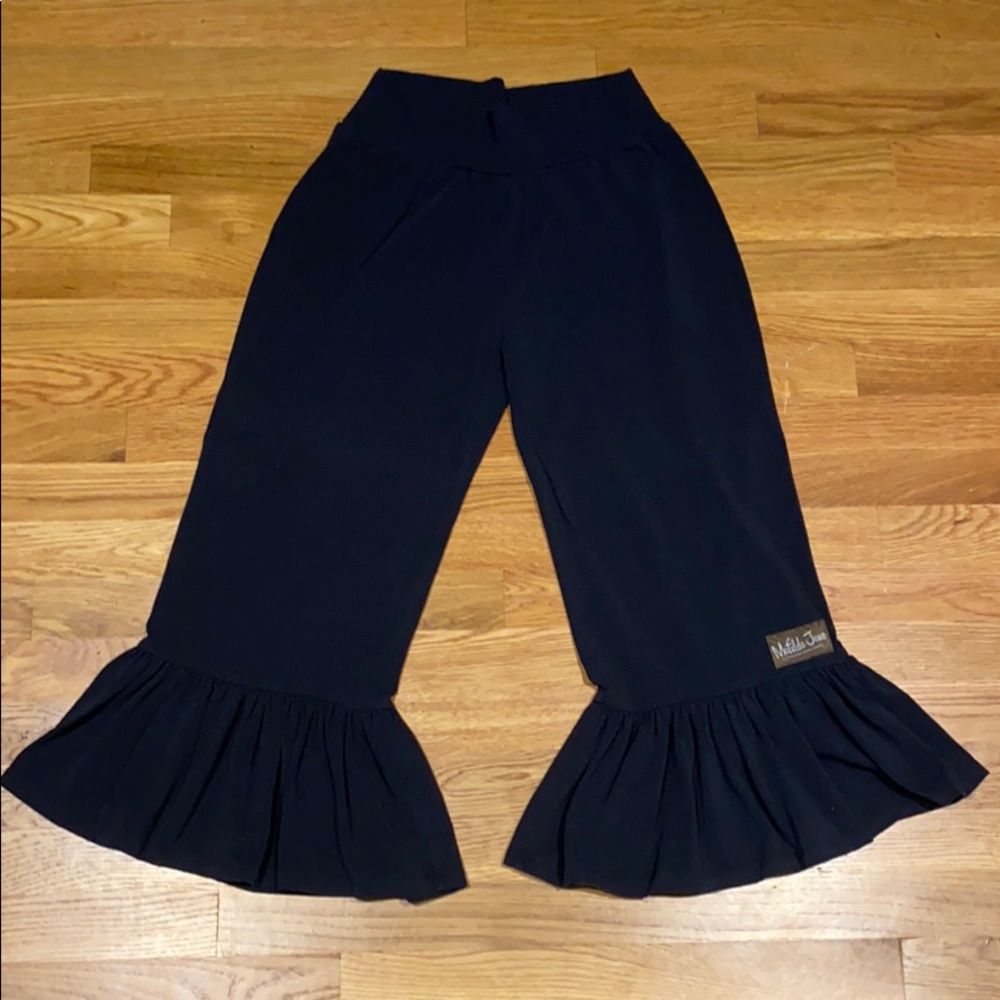 Matilda Jane cropped ruffle pant size Medium